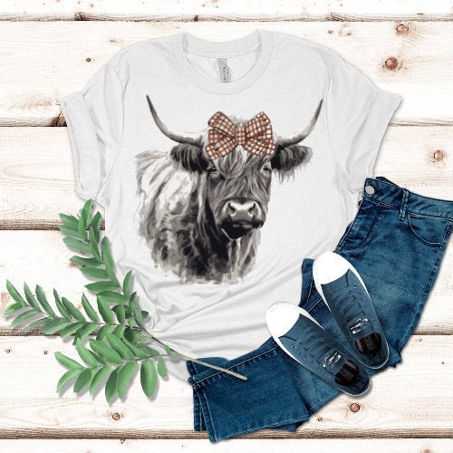 Highland Cow Shirt, Highland Cow Sweatshirt & Hoodie, Western Sweatshirt, Cute Cow Shirt, Cow Gift For Her, Farmer gift, Animal lover